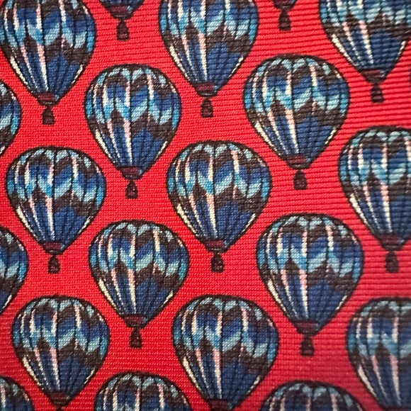 Turnbull and Asser 100% silk necktie - Picture 2 of 3